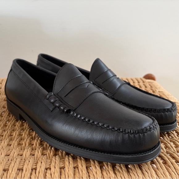 G.H. Bass & Co. Black Leather Loafers main image 4